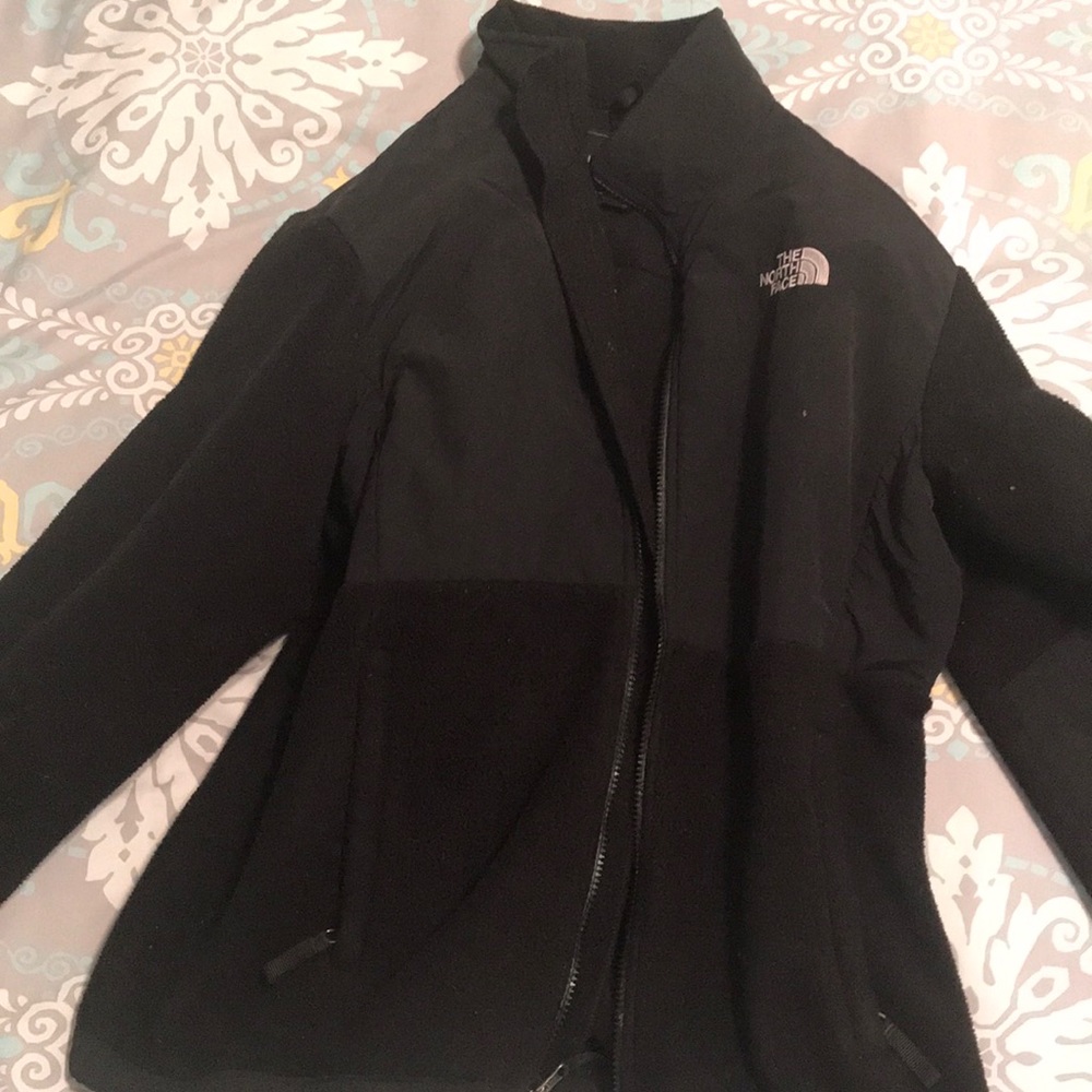 XL Juniors North Face fleece jacket